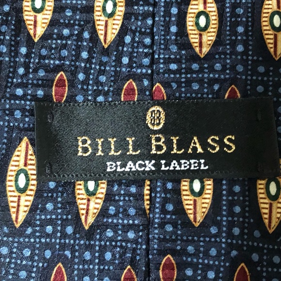 Tie - Picture 3 of 4